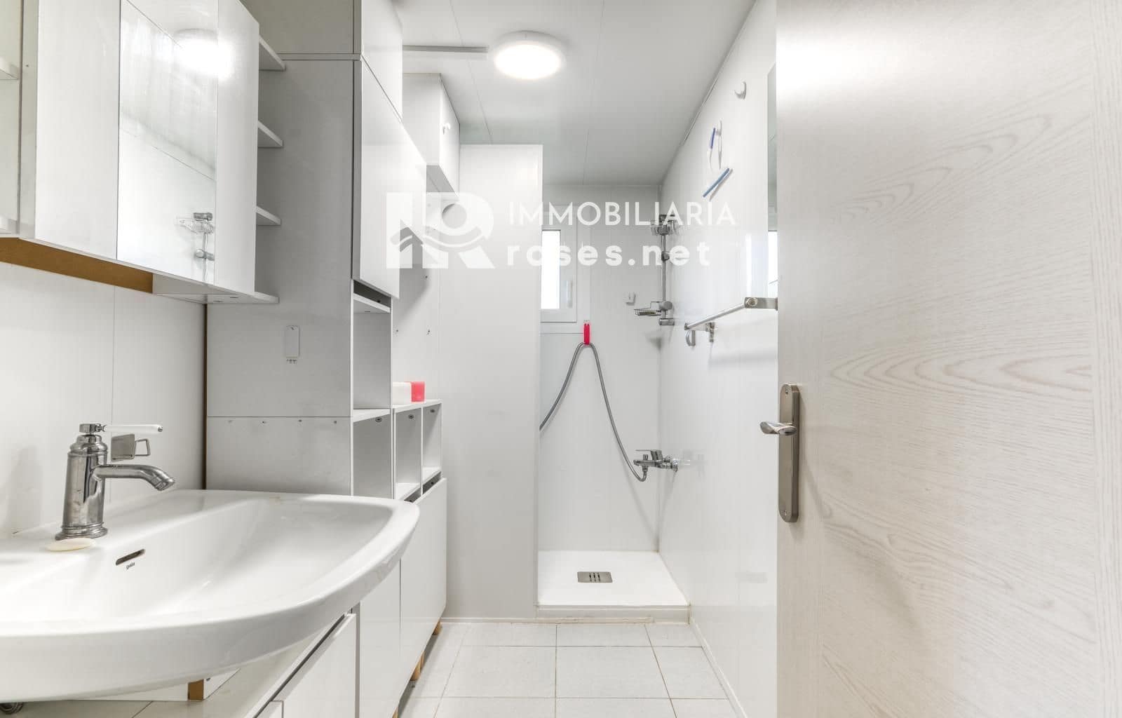 2 makuuhuone Asunto myytävänä paikassa Roses - 223 000 € (Ref: 9913773)