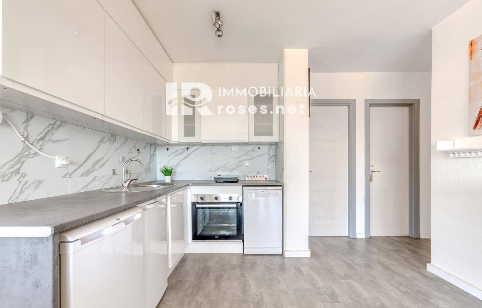 2 makuuhuone Asunto myytävänä paikassa Roses - 223 000 € (Ref: 9913773)