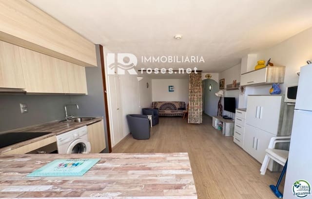 1 bedroom Flat for sale in Santa Margarida, Roses - € 170,000 (Ref: 9913774)