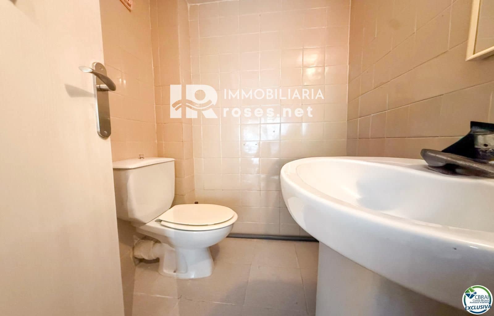 Commercial for sale in Figueres - € 55,000 (Ref: 9924866)