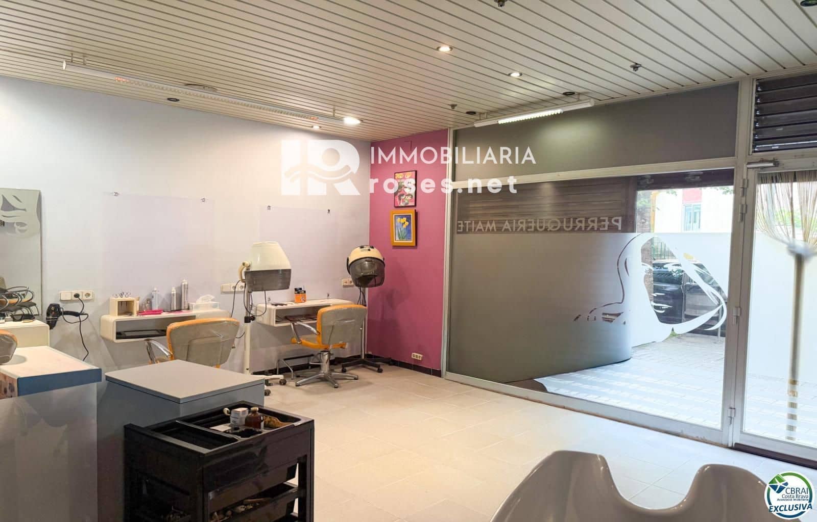 Commercial for sale in Figueres - € 55,000 (Ref: 9924866)