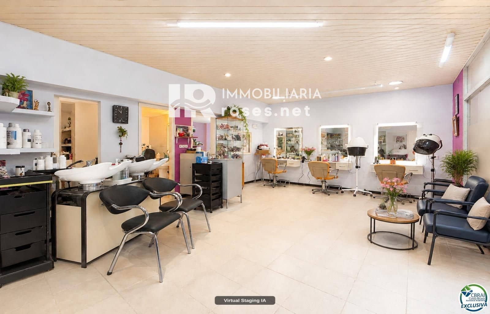 Commercial for sale in Figueres - € 55,000 (Ref: 9924866)
