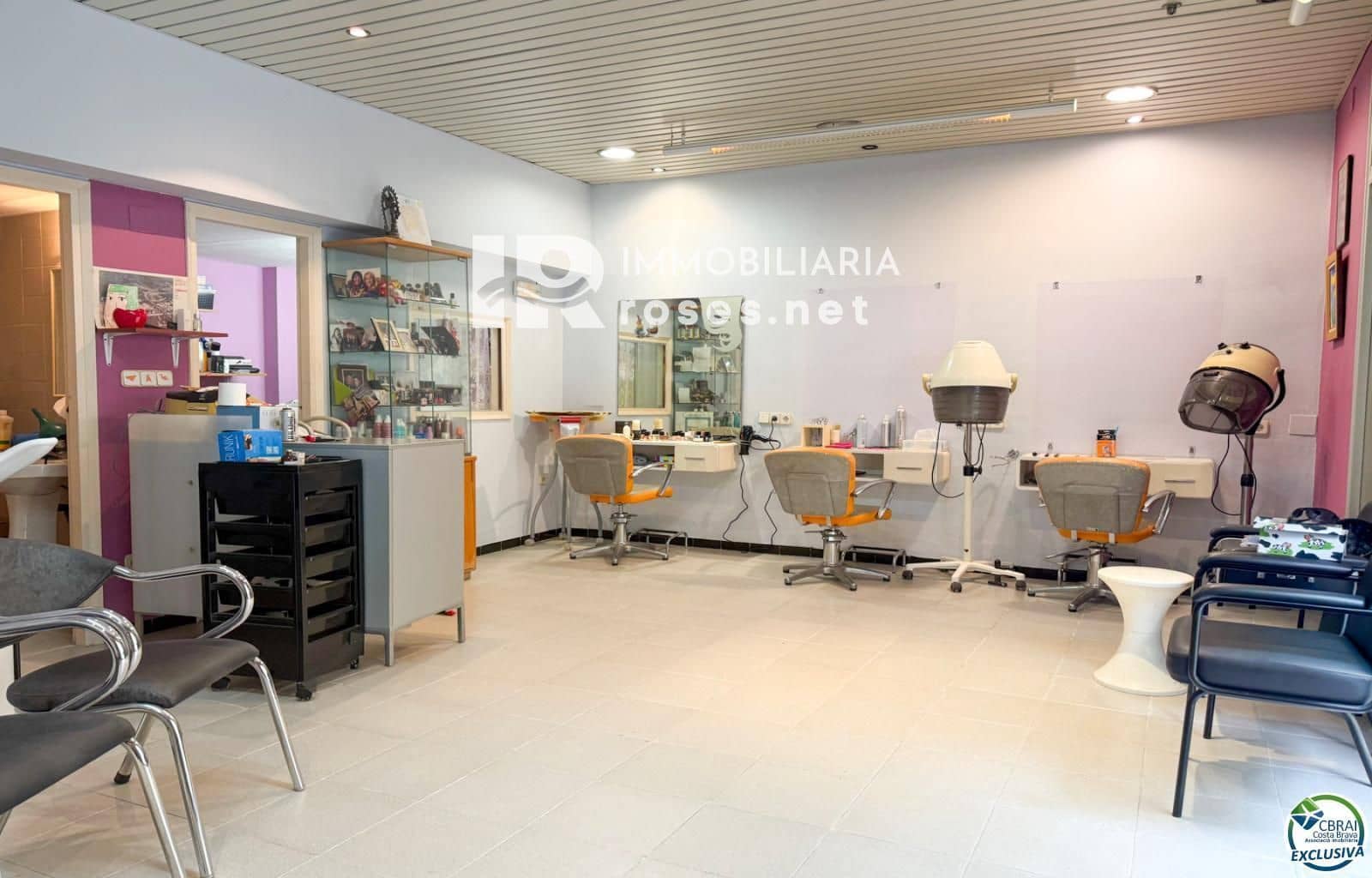 Commercial for sale in Figueres - € 55,000 (Ref: 9924866)