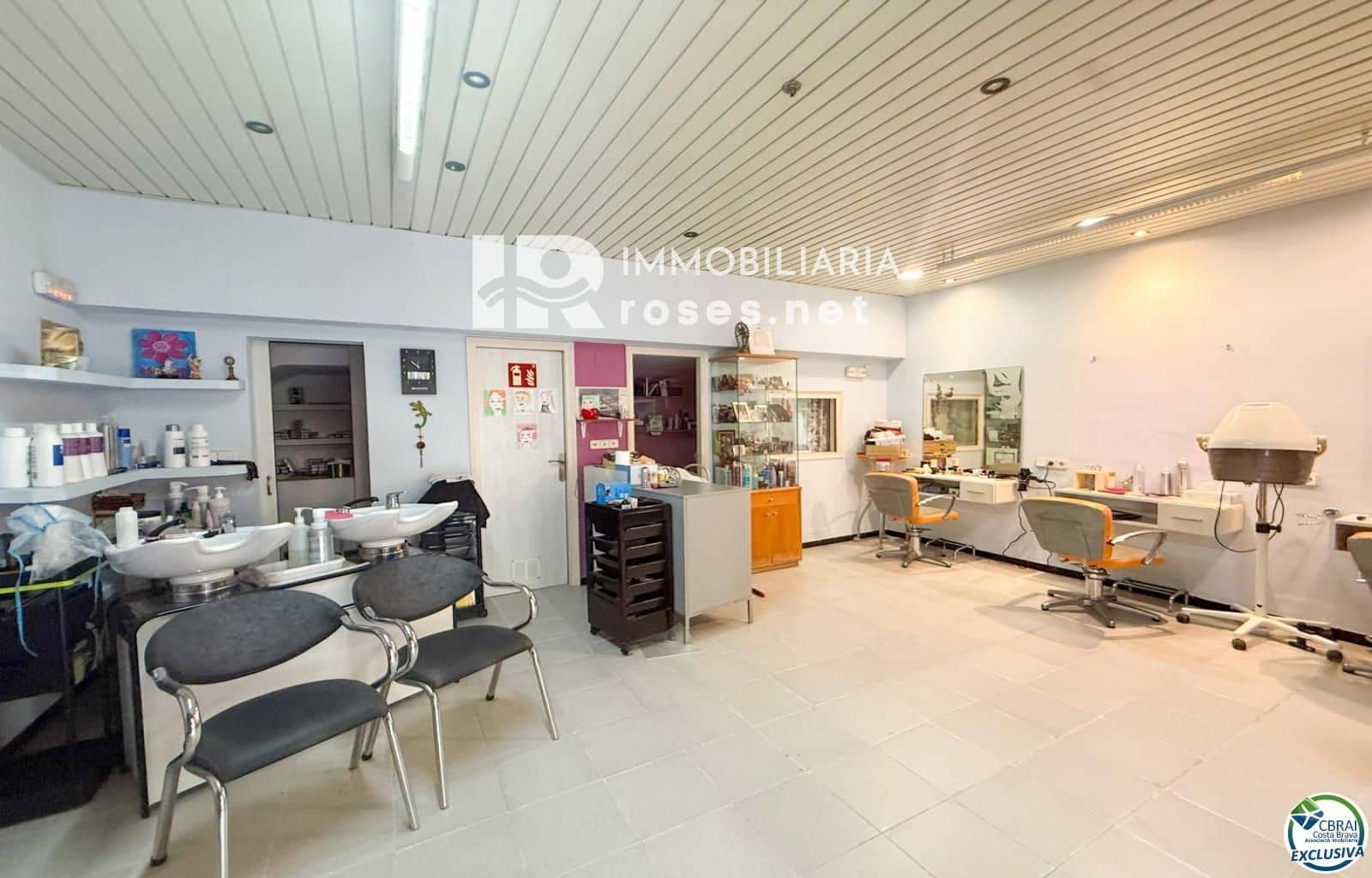 Commercial for sale in Figueres - € 55,000 (Ref: 9924866)