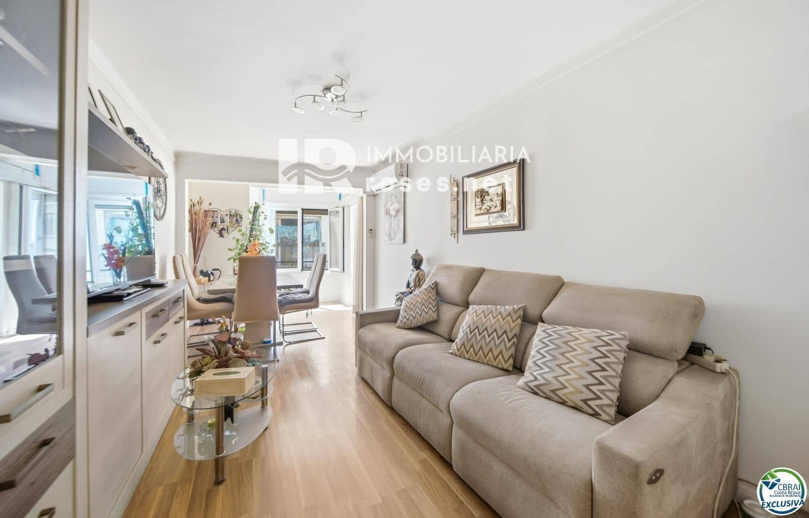 2 bedroom Flat for sale in Roses - € 190,000 (Ref: 9924868)