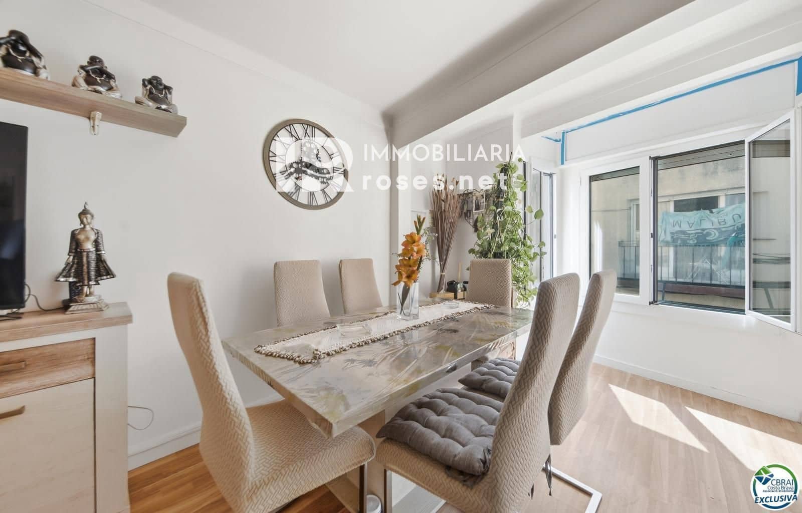 2 bedroom Flat for sale in Roses - € 190,000 (Ref: 9924868)
