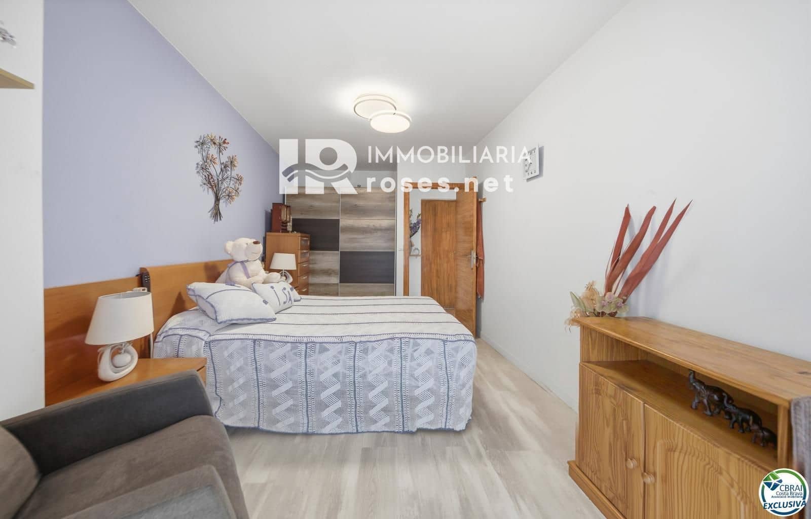 2 bedroom Flat for sale in Roses - € 190,000 (Ref: 9924868)