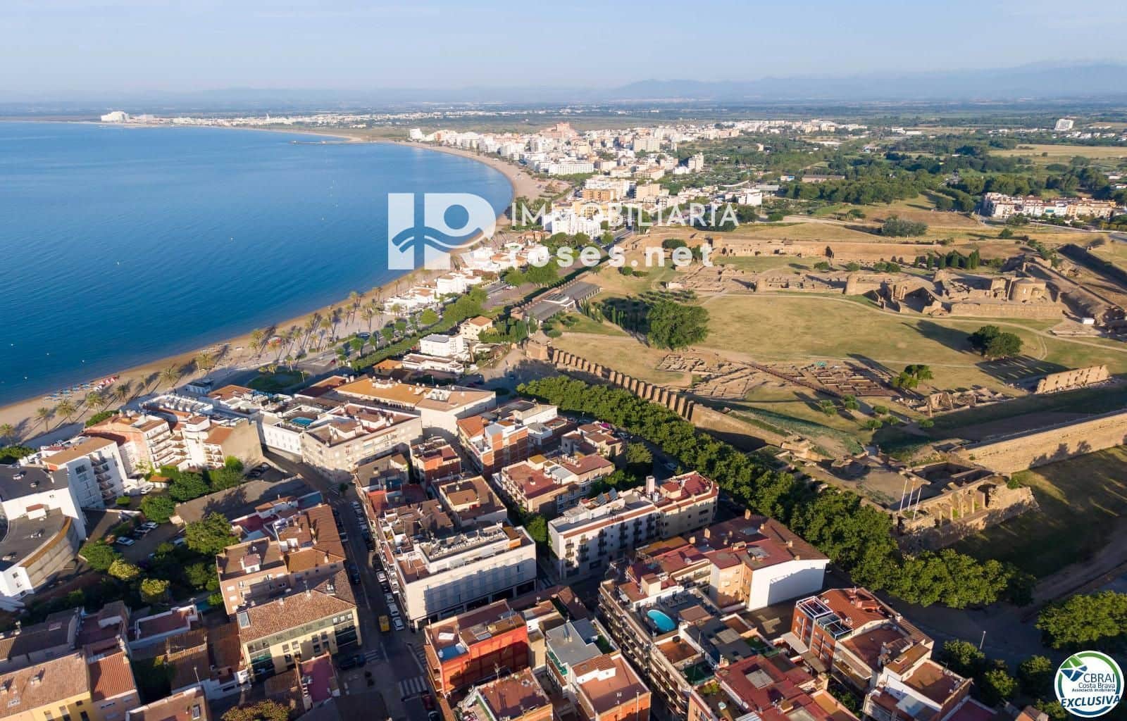 2 bedroom Flat for sale in Roses - € 190,000 (Ref: 9924868)