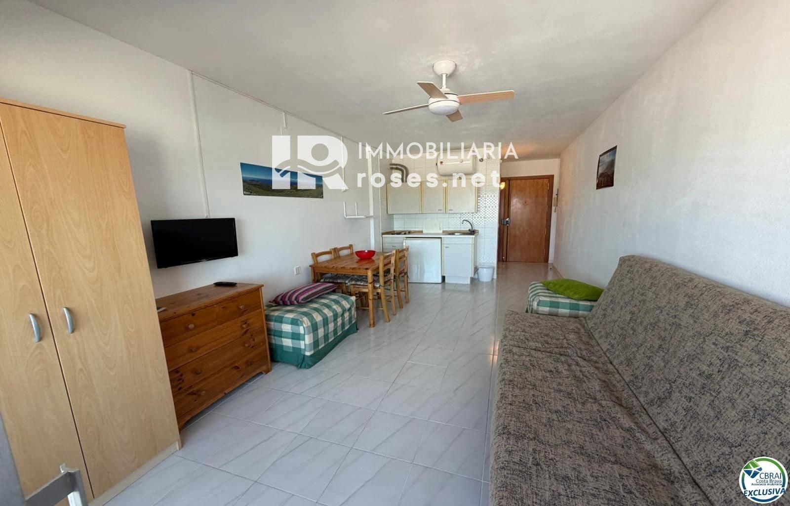 Piso en Empuriabrava en venta - 90.000 € (Ref: 9927915)
