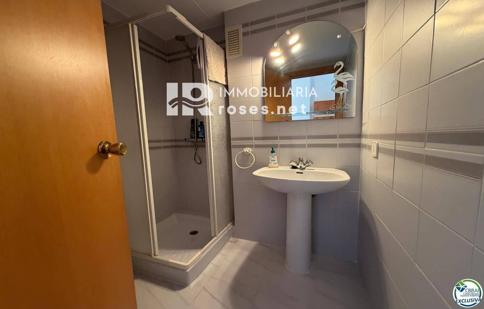 Piso en Empuriabrava en venta - 90.000 € (Ref: 9927915)