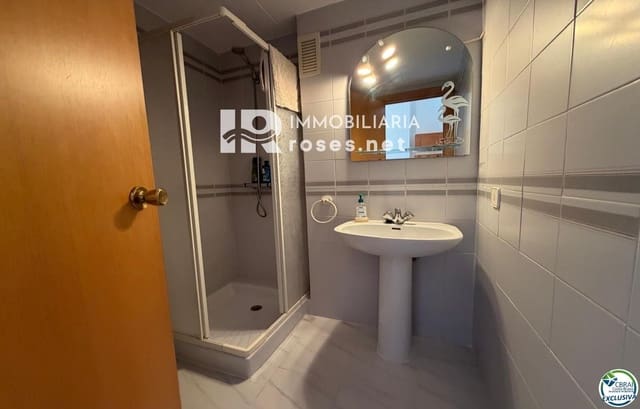 Asunto myytävänä paikassa Empuriabrava, Castelló d'Empúries - 90 000 € (Ref: 9927915)