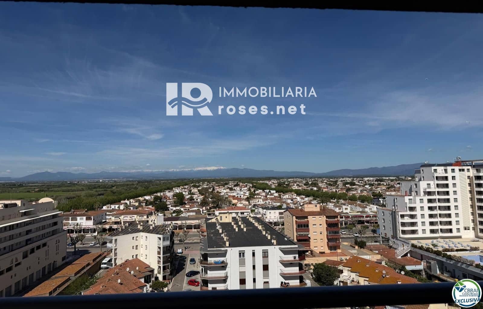 Piso en Empuriabrava en venta - 90.000 € (Ref: 9927915)