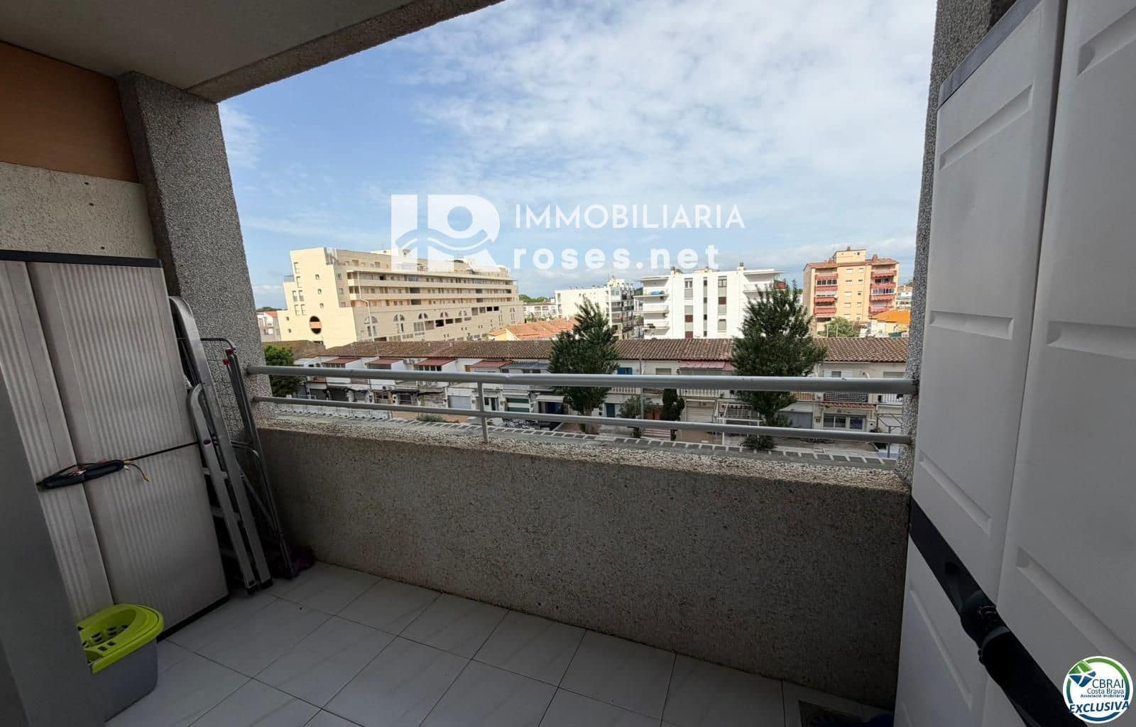 Flat for sale in Empuriabrava - € 85,000 (Ref: 9927916)