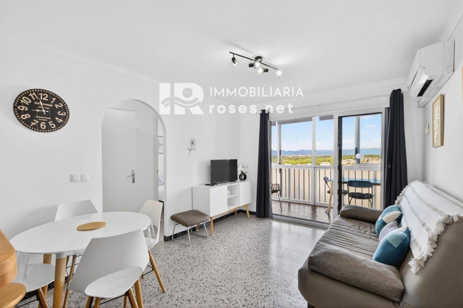 2 bedroom Flat for sale in Empuriabrava - € 154,000 (Ref: 9927918)