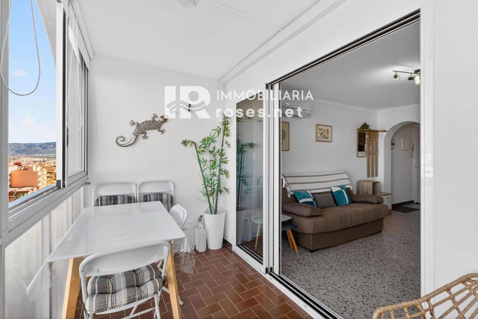 2 bedroom Flat for sale in Empuriabrava - € 154,000 (Ref: 9927918)