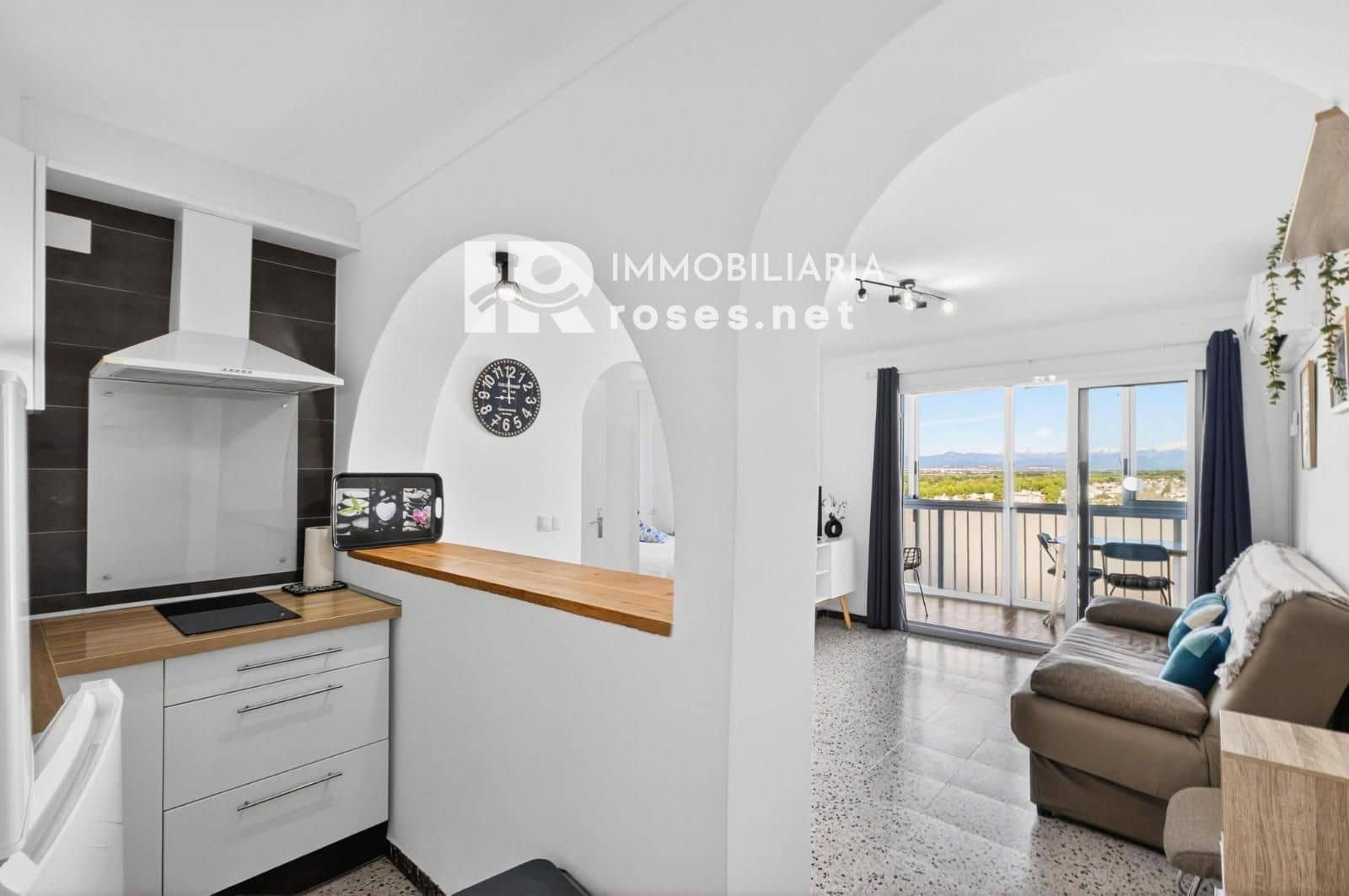 2 bedroom Flat for sale in Empuriabrava - € 154,000 (Ref: 9927918)