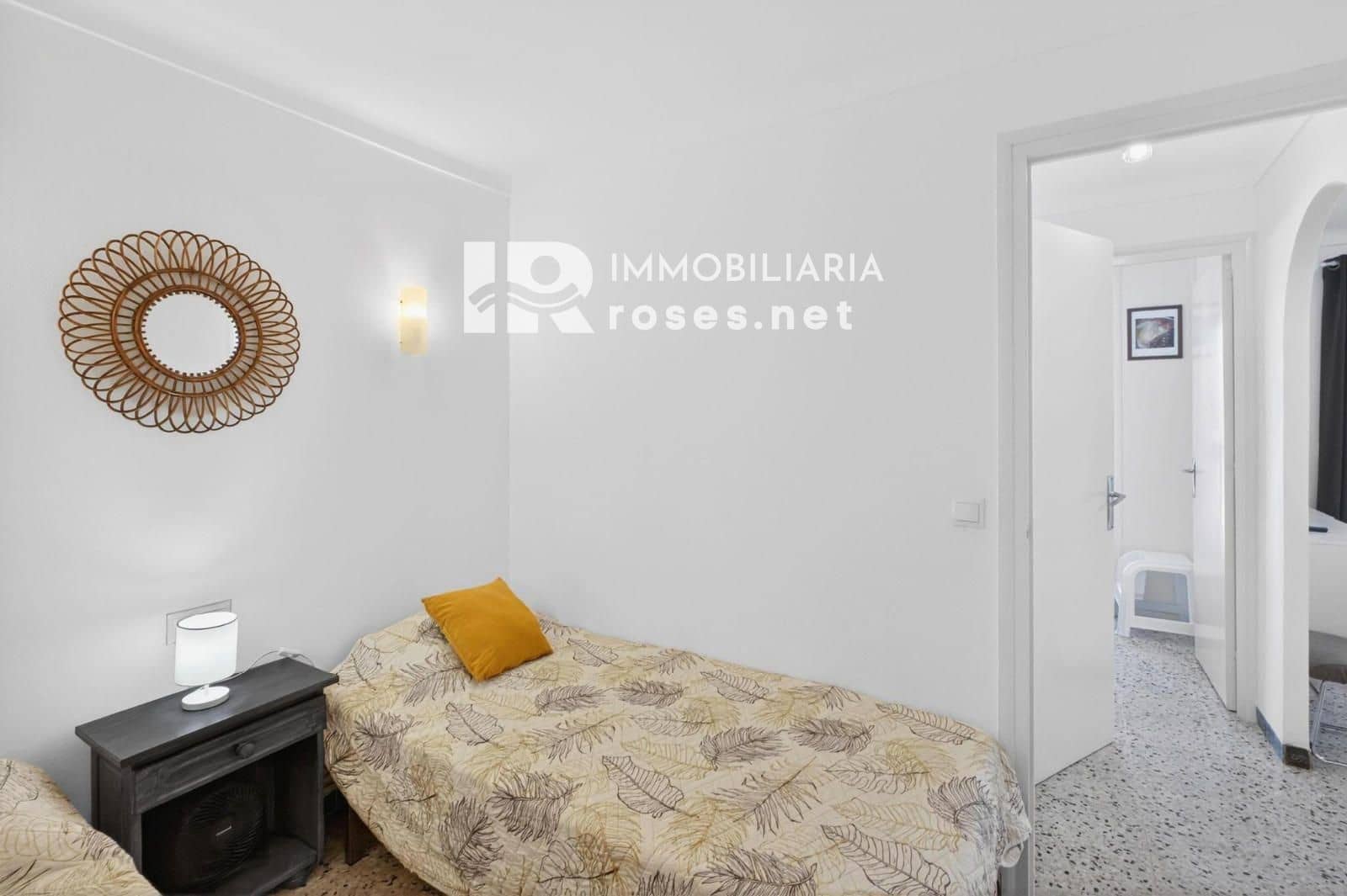 2 bedroom Flat for sale in Empuriabrava - € 154,000 (Ref: 9927918)