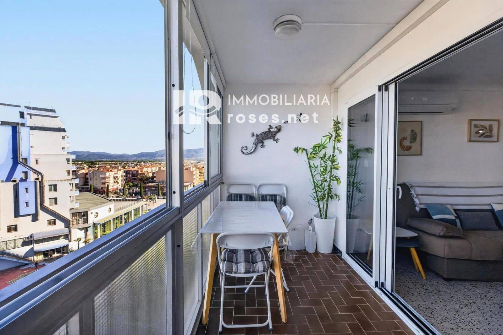 2 bedroom Flat for sale in Empuriabrava - € 154,000 (Ref: 9927918)