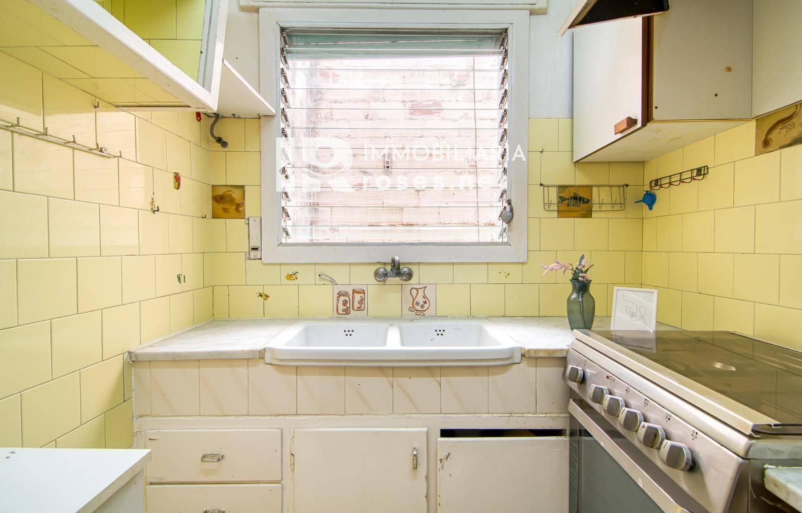 3 bedroom Flat for sale in Roses - € 240,000 (Ref: 9929792)