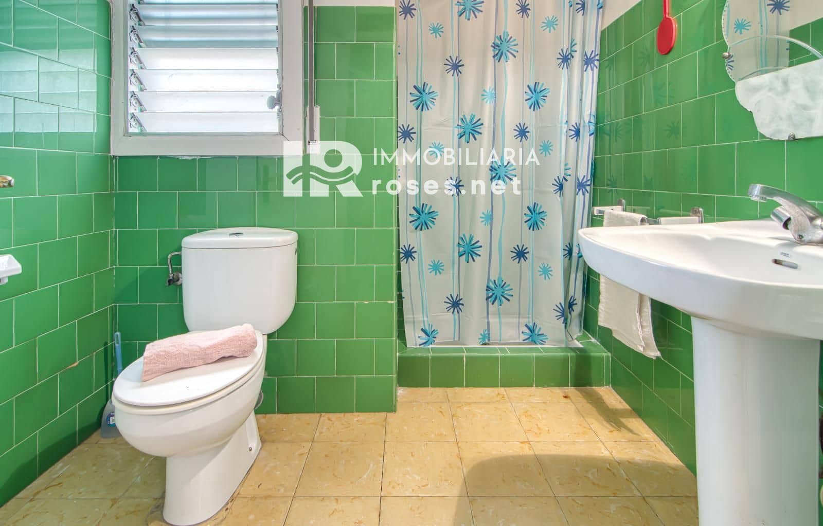 3 bedroom Flat for sale in Roses - € 240,000 (Ref: 9929792)