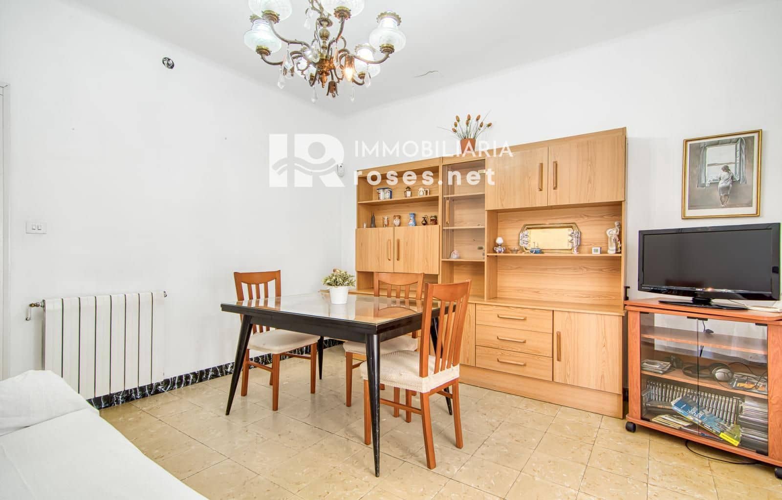 3 bedroom Flat for sale in Roses - € 240,000 (Ref: 9929792)