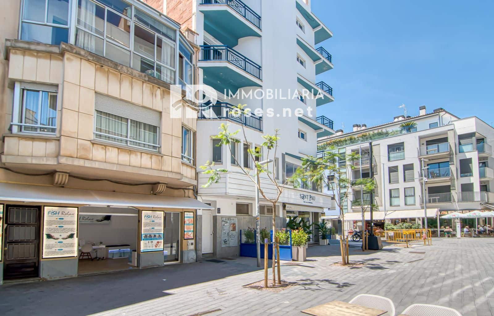 3 bedroom Flat for sale in Roses - € 240,000 (Ref: 9929792)