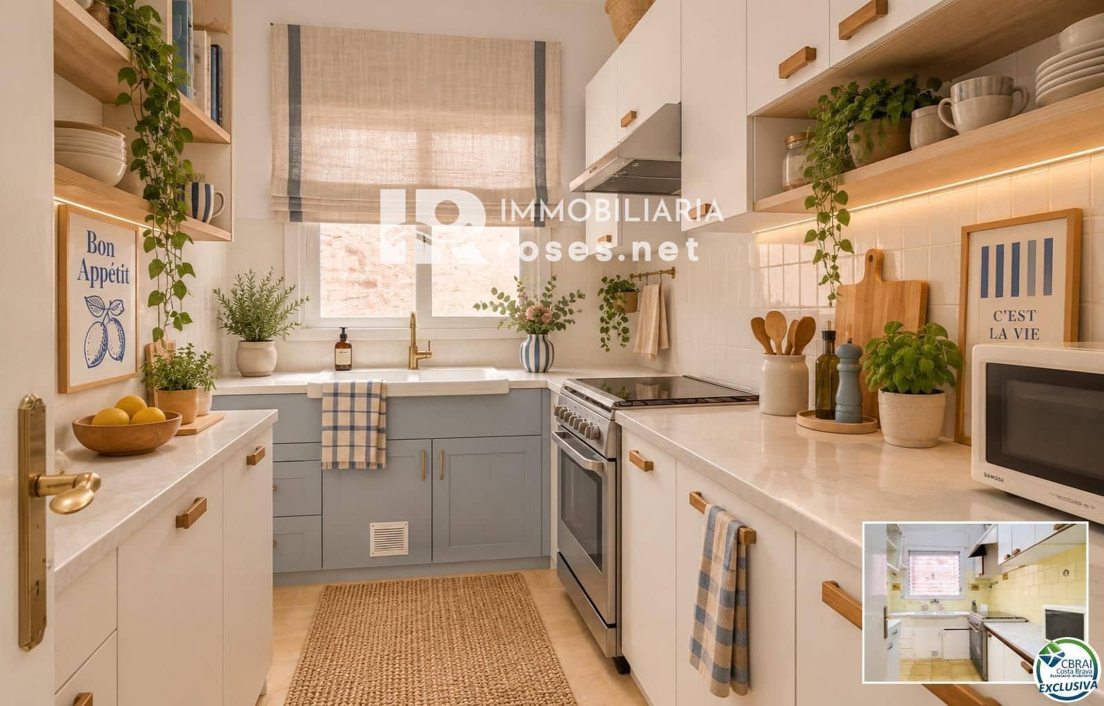 3 bedroom Flat for sale in Roses - € 215,000 (Ref: 9929792)