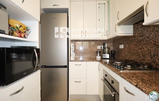 2 slaapkamer Villa te koop in Llançà met garage - € 435.000 (Ref: 9932072)