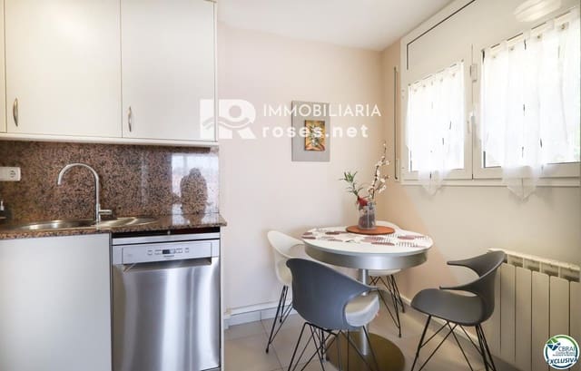 2 slaapkamer Villa te koop in Llançà met garage - € 435.000 (Ref: 9932072)