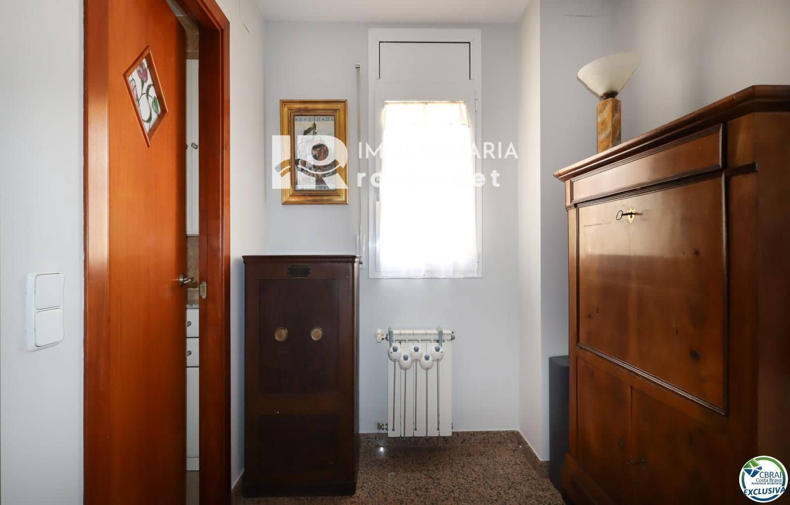 2 slaapkamer Villa te koop in Llanca met garage - € 435.000 (Ref: 9932072)