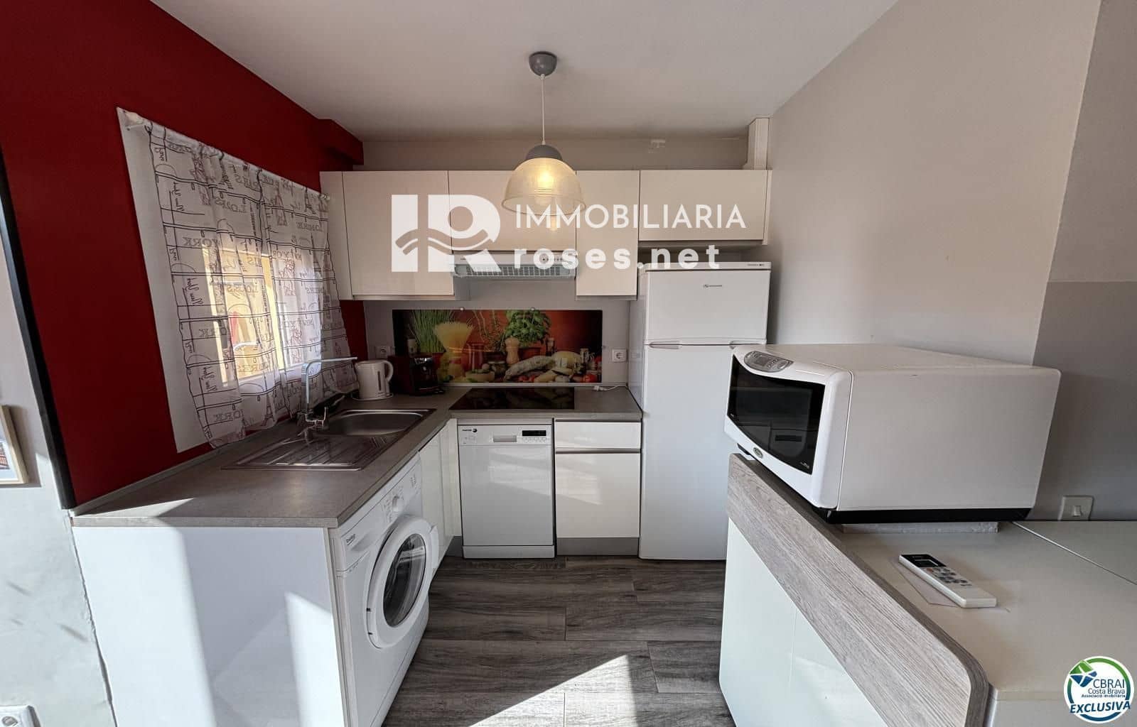 1 sovrum Lägenhet till salu i Empuriabrava med pool - 159 000 € (Ref: 9936658)