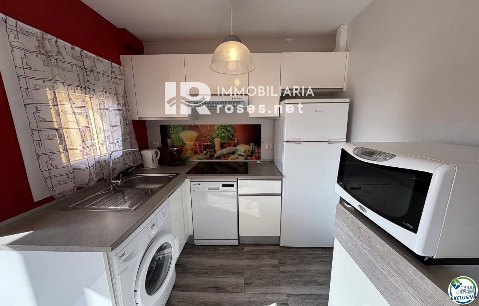 1 sovrum Lägenhet till salu i Empuriabrava med pool - 159 000 € (Ref: 9936658)