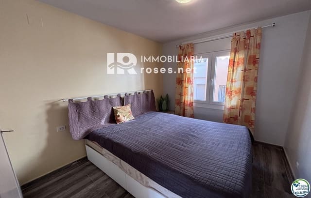 1 sovrum Lägenhet till salu i Empuriabrava, Castelló d'Empúries med pool - 159 000 € (Ref: 9936658)