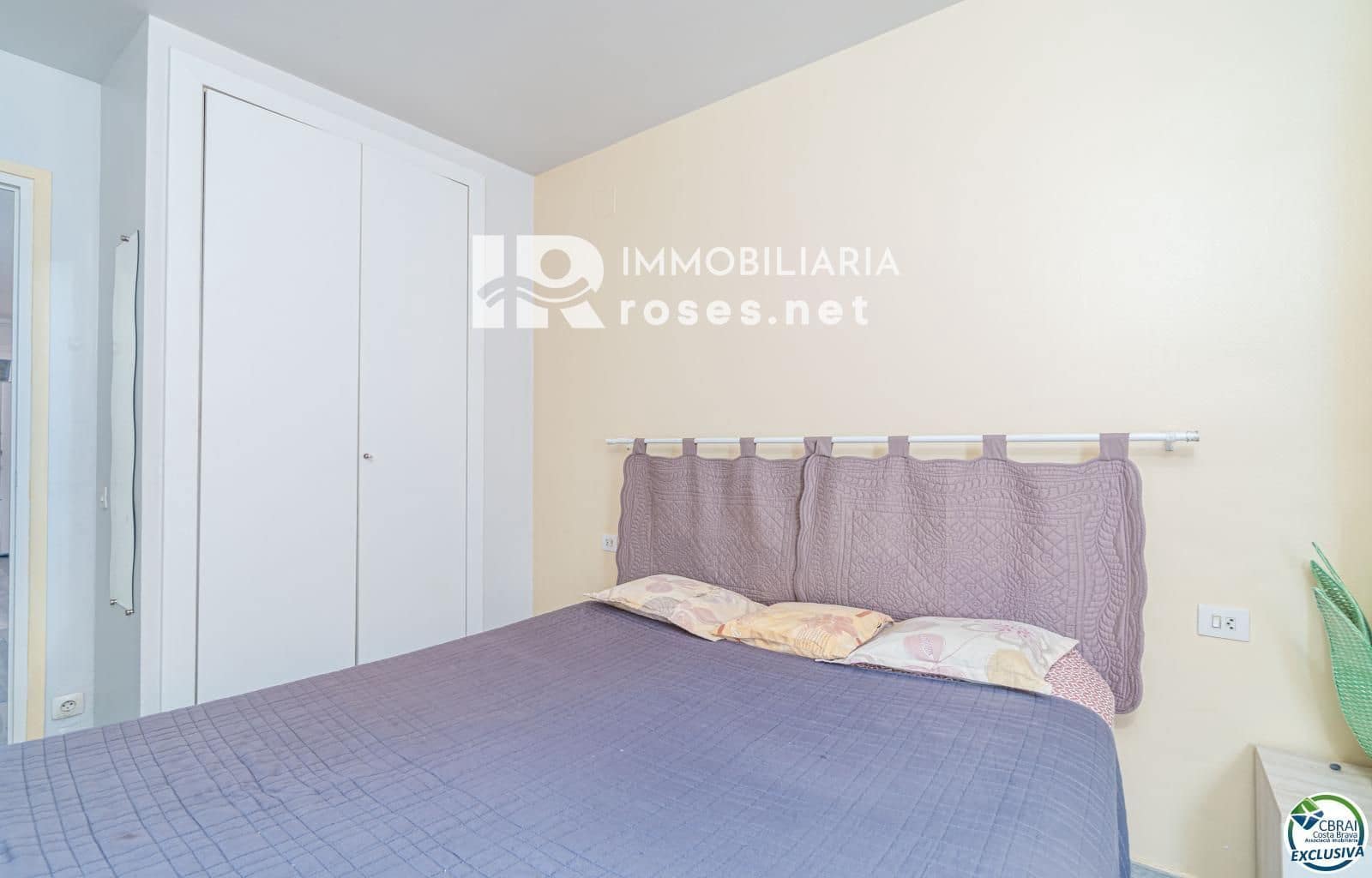1 bedroom Flat for sale in Empuriabrava with pool - € 155,000 (Ref: 9936658)