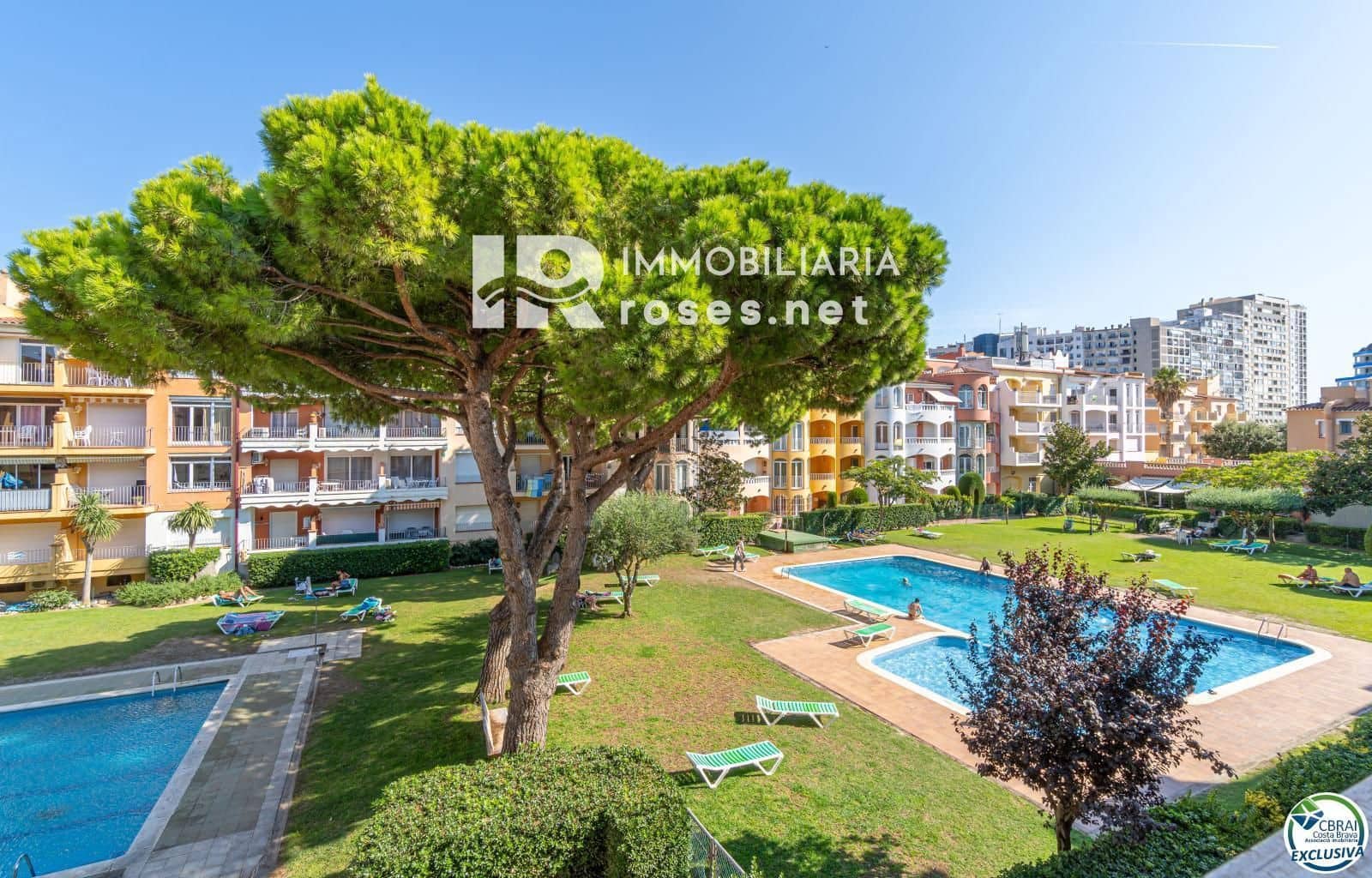 1 bedroom Flat for sale in Empuriabrava with pool - € 155,000 (Ref: 9936658)