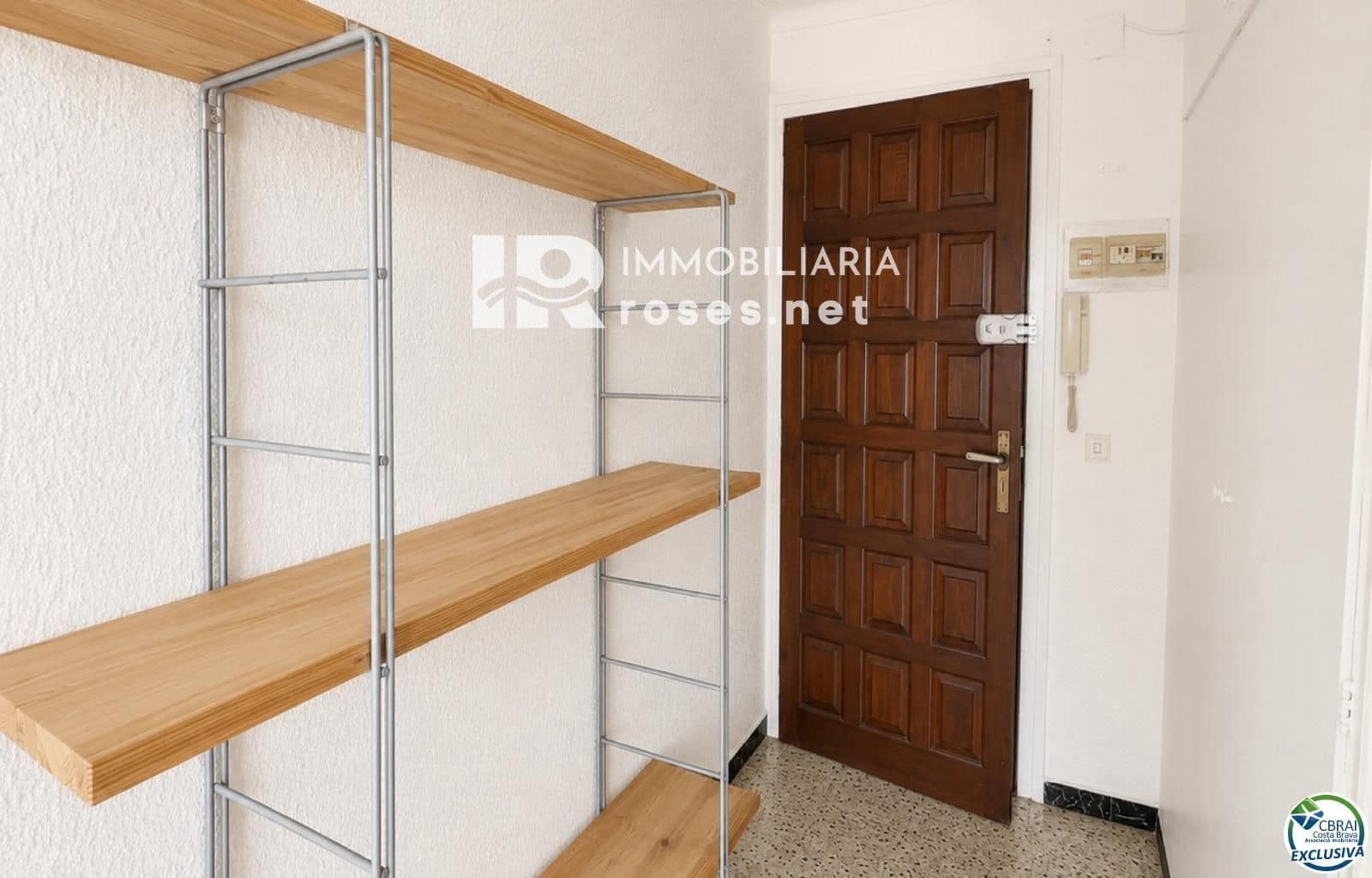 Flat te koop in Empuriabrava - € 99.000 (Ref: 9940722)