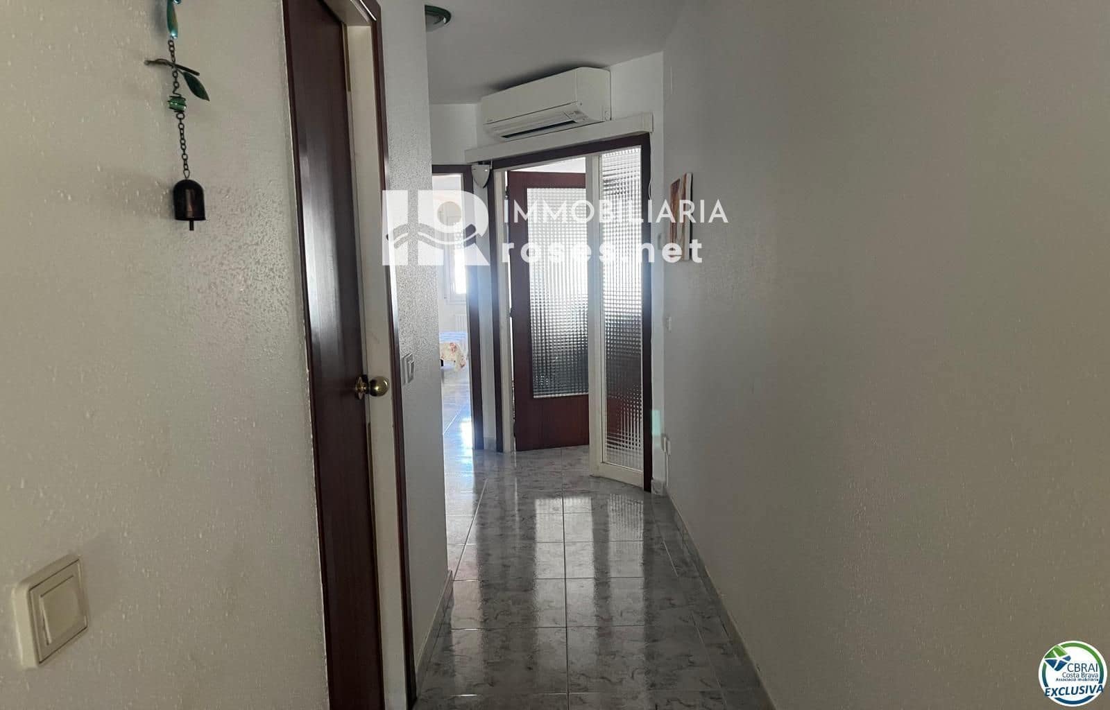 3 bedroom Flat for sale in Roses - € 265,000 (Ref: 9946051)