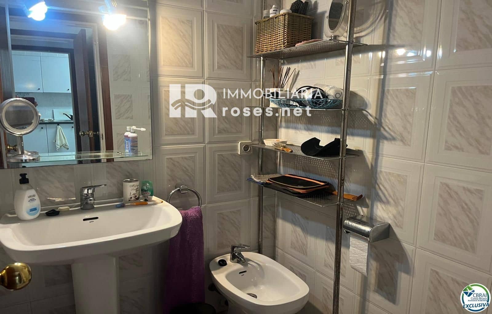 3 bedroom Flat for sale in Roses - € 265,000 (Ref: 9946051)
