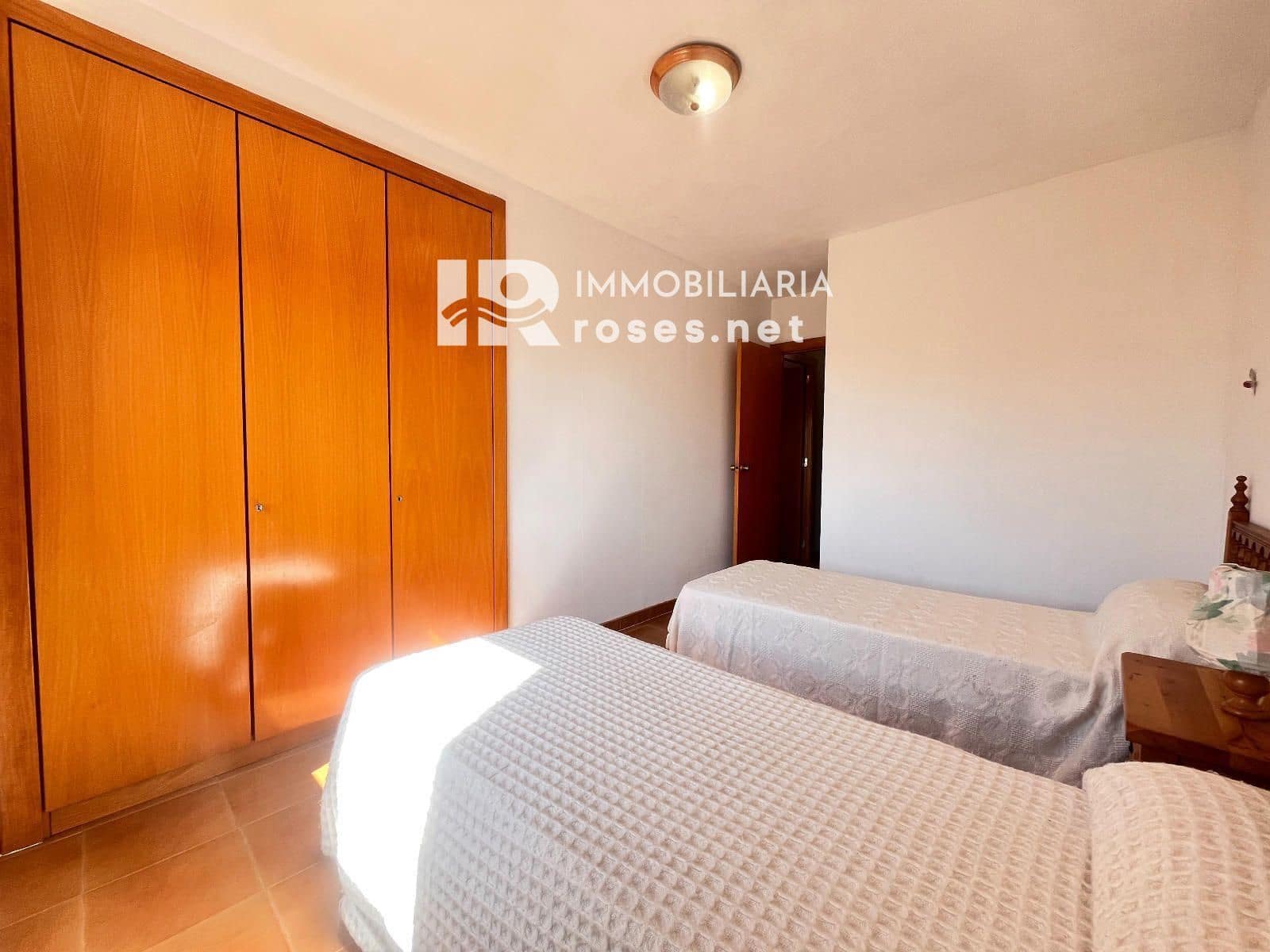 2 sypialnia Mieszkanie na sprzedaż w Empuriabrava z basenem - 210 000 € (Ref: 9954566)
