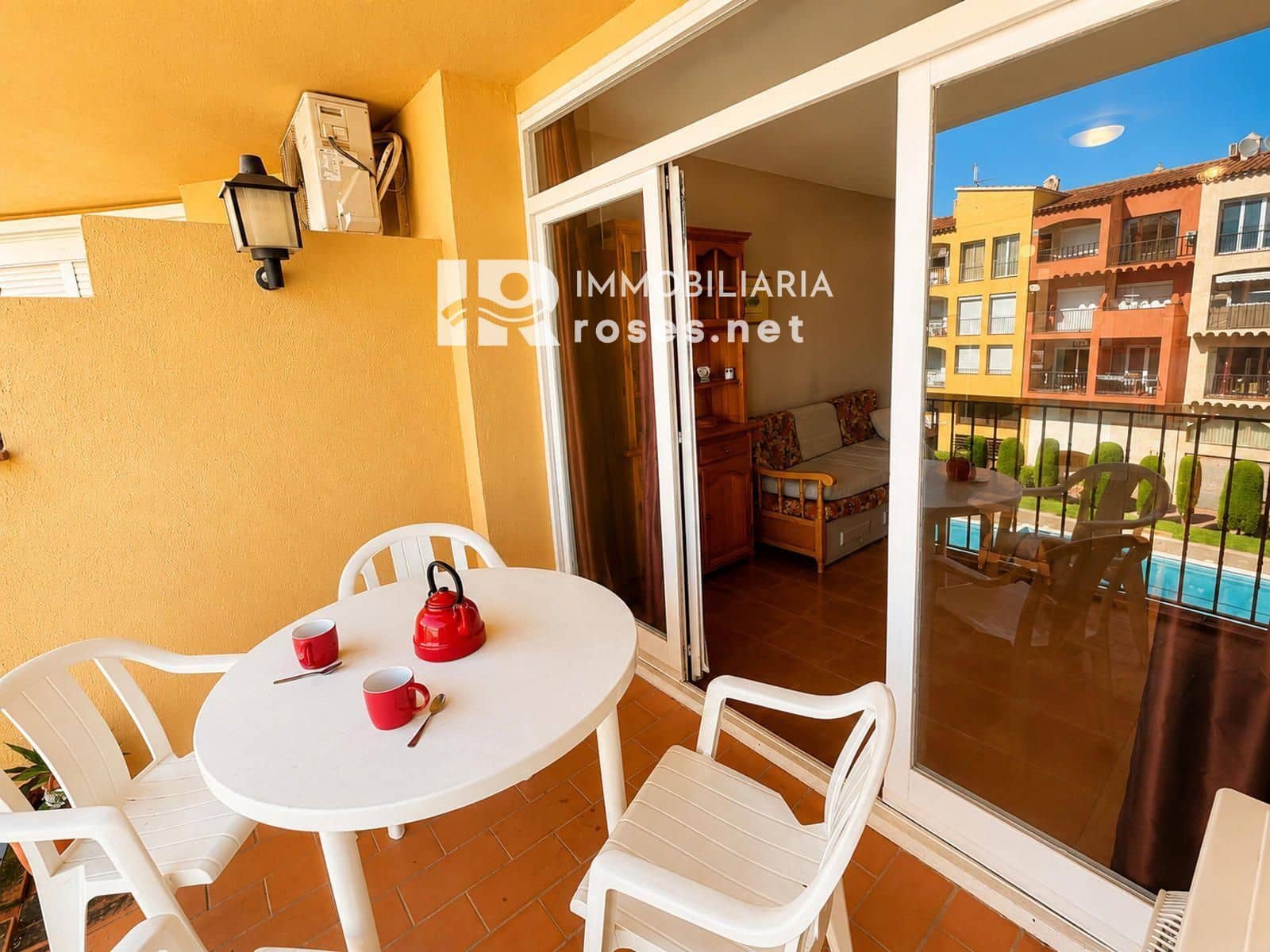 2 sypialnia Mieszkanie na sprzedaż w Empuriabrava z basenem - 210 000 € (Ref: 9954566)
