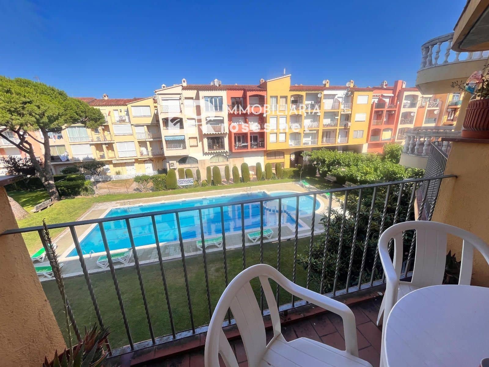 2 sypialnia Mieszkanie na sprzedaż w Empuriabrava z basenem - 210 000 € (Ref: 9954566)