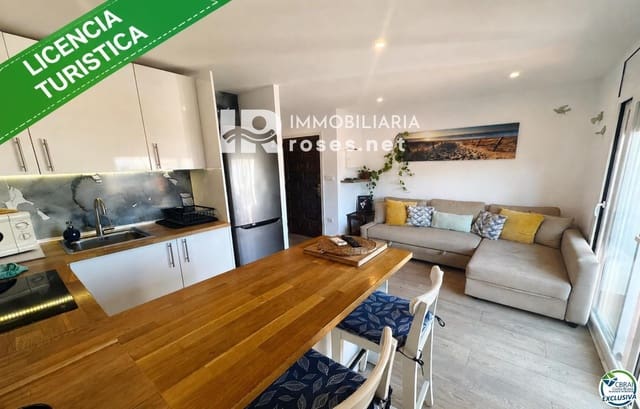1 slaapkamer Flat te koop in Empuriabrava, Castelló d'Empúries met zwembad - € 140.000 (Ref: 9958180)