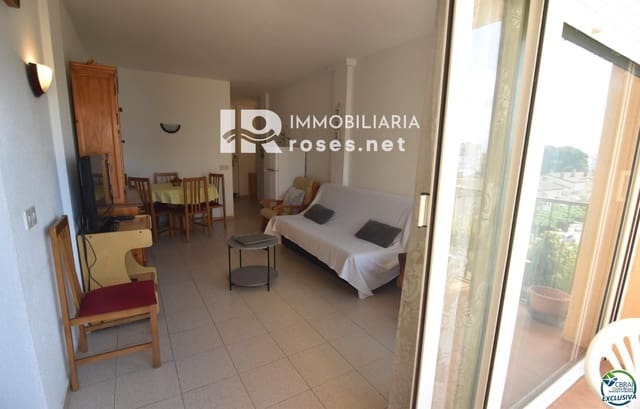 2 slaapkamer Flat te koop in Santa Margarida, Roses met zwembad - € 165.000 (Ref: 9963409)