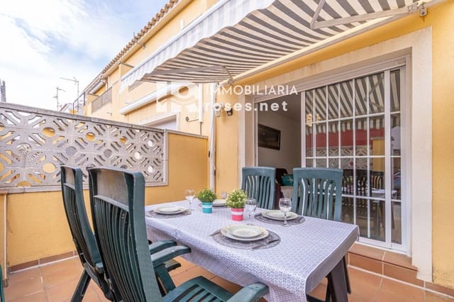 2 makuuhuone Omakotitalo myytävänä paikassa Empuriabrava, Castelló d'Empúries mukana 
autotalli - 195 000 € (Ref: 9963410)