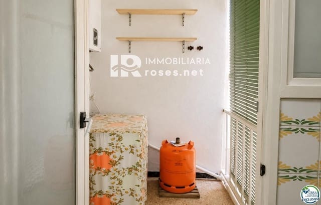 1 slaapkamer Flat te koop in Roses - € 160.000 (Ref: 9966954)