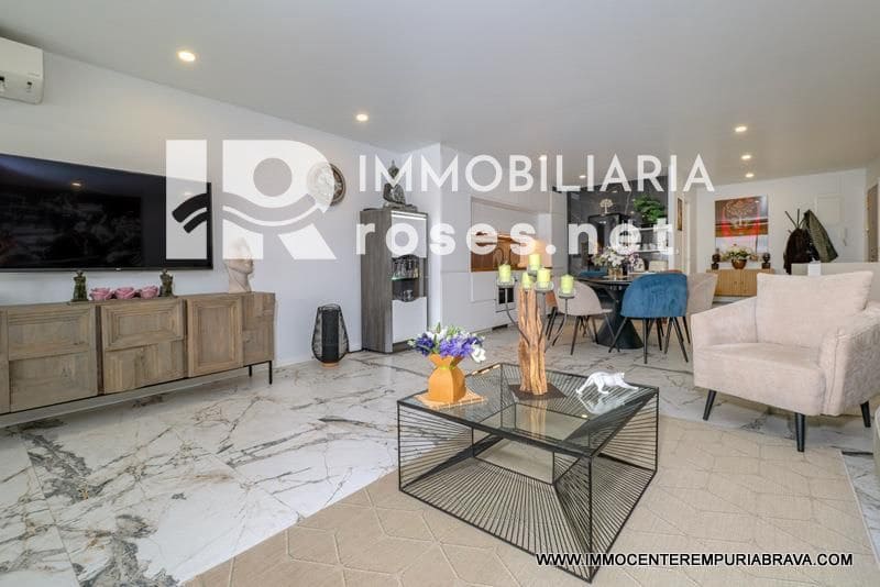 3 soveværelse Lejlighed til salg i Empuriabrava - € 539.000 (Ref: 9968610)