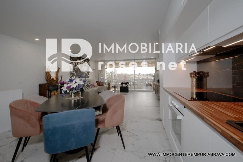 3 soveværelse Lejlighed til salg i Empuriabrava - € 539.000 (Ref: 9968610)