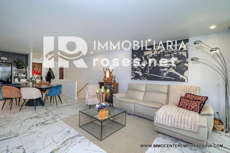 3 soveværelse Lejlighed til salg i Empuriabrava - € 539.000 (Ref: 9968610)