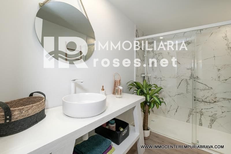 3 soveværelse Lejlighed til salg i Empuriabrava - € 539.000 (Ref: 9968610)