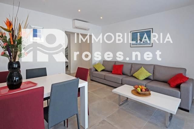 4 soveværelse Villa til salg i Empuriabrava, Castelló d'Empúries med swimmingpool garage - € 800.000 (Ref: 9968612)